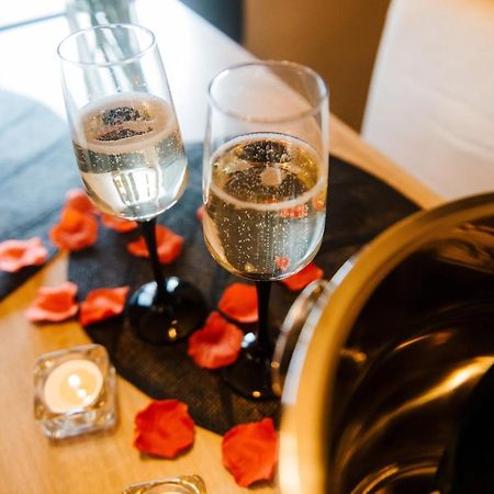 La Suite Romantique Avec Jacuzzi Au Coeur De Перпиньан Экстерьер фото